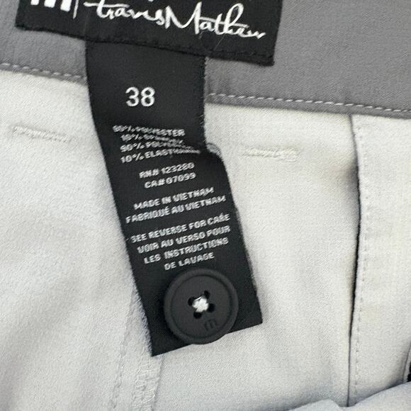 TravisMathew Shorts Bundle Size 38 Lot of 2 Golf Casual Performance Preppy - Picture 6 of 7